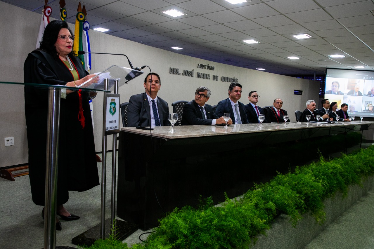 PGE-CE participa de posse de novos magistrados