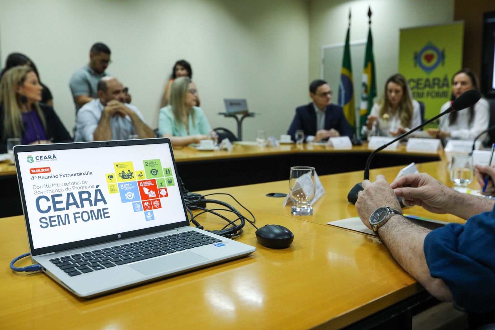 PGE-CE participa de reunião do Programa Ceará sem Fome